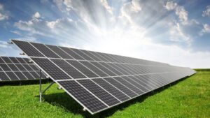 La-Criuleni-ar-putea-fi-construit-un-parc-fotovoltaic-O-delegatie-din-China-ar-putea-investi-in-acest-sens-61126-1567397018