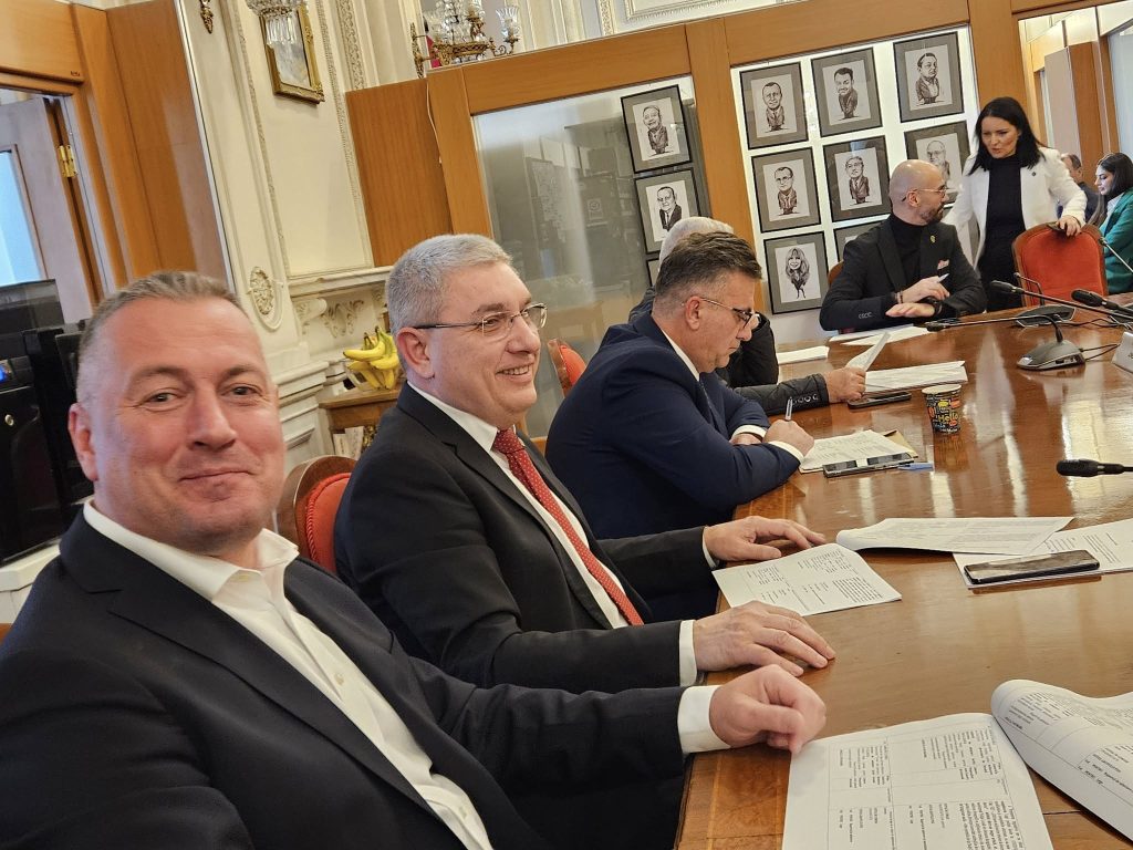 584257271_875846188106133_333103441961136446_n