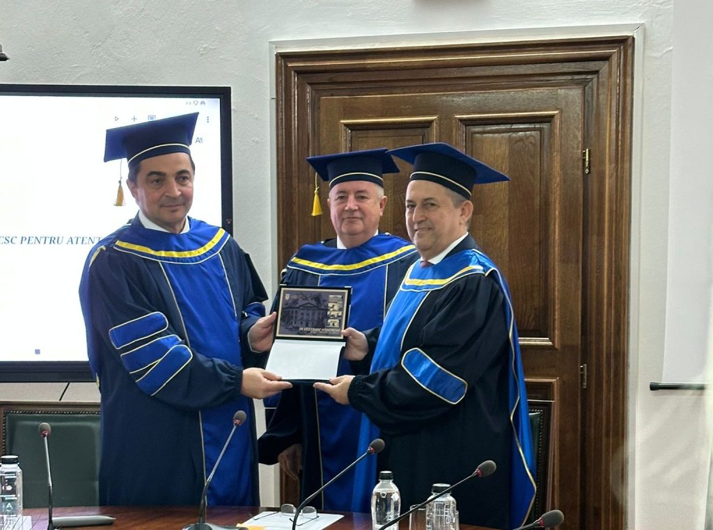 WhatsApp Image 2025-11-28 at 16.06.02