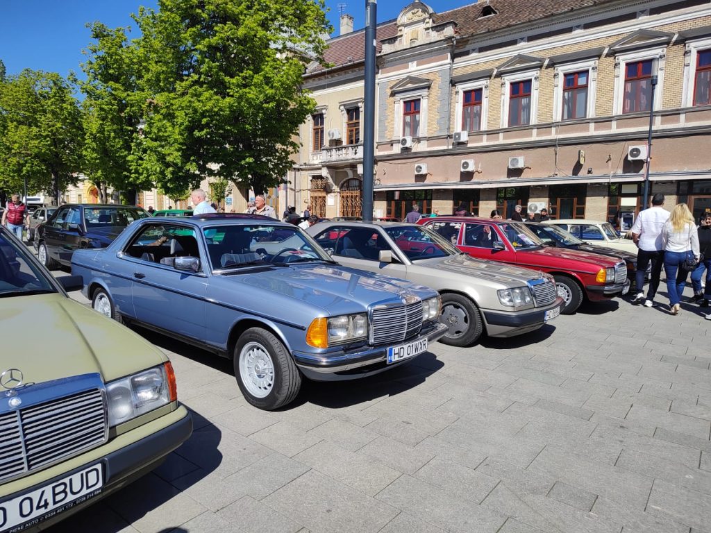 bf095c75-396f-4a23-a297-de109c7d35df